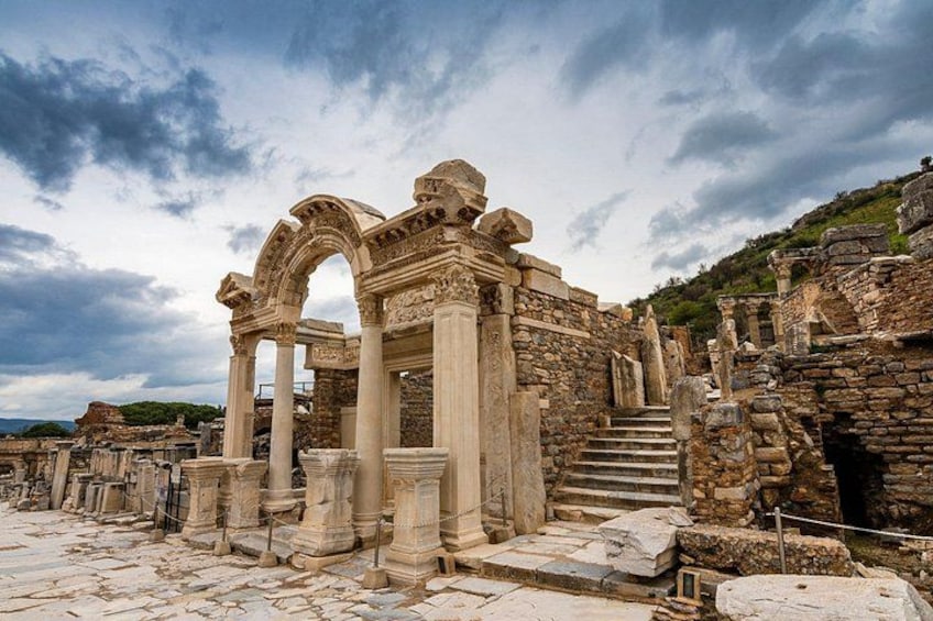 Bodrum Ephesus and House of Mary Tour with Lunch 3