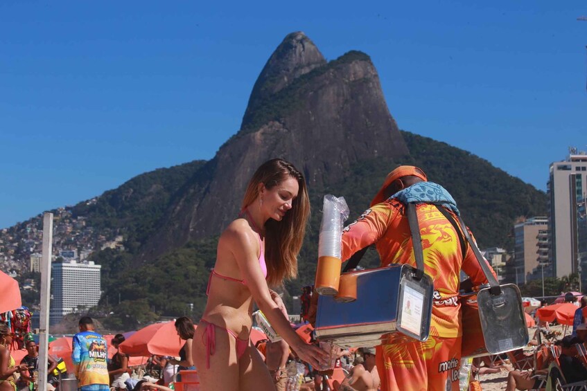 Picture 8 for Activity Rio de Janeiro: Ipanema and Arpoador Sunset Photoshoot 3
