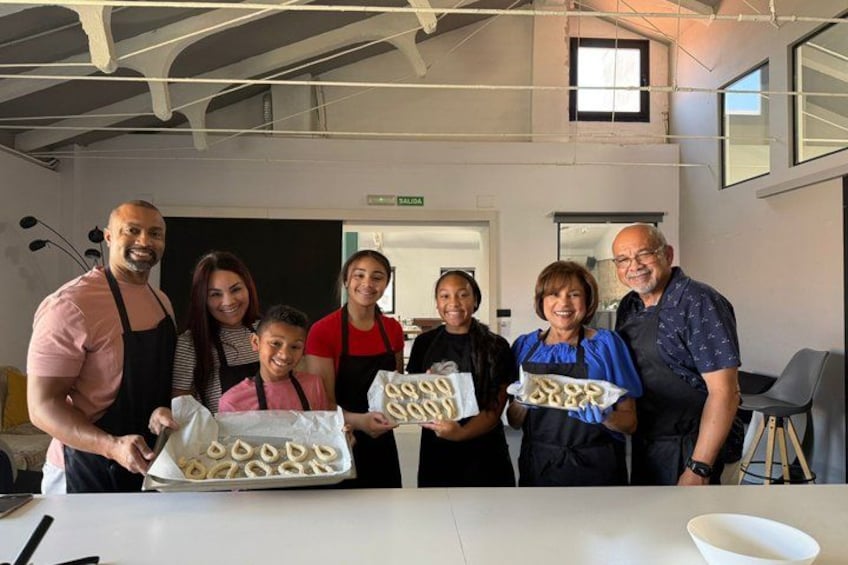 Madrid: Paella Sangria and Churro Making Class in the City Center 2