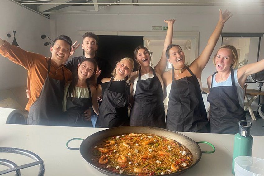 Madrid: Paella Sangria and Churro Making Class in the City Center 2