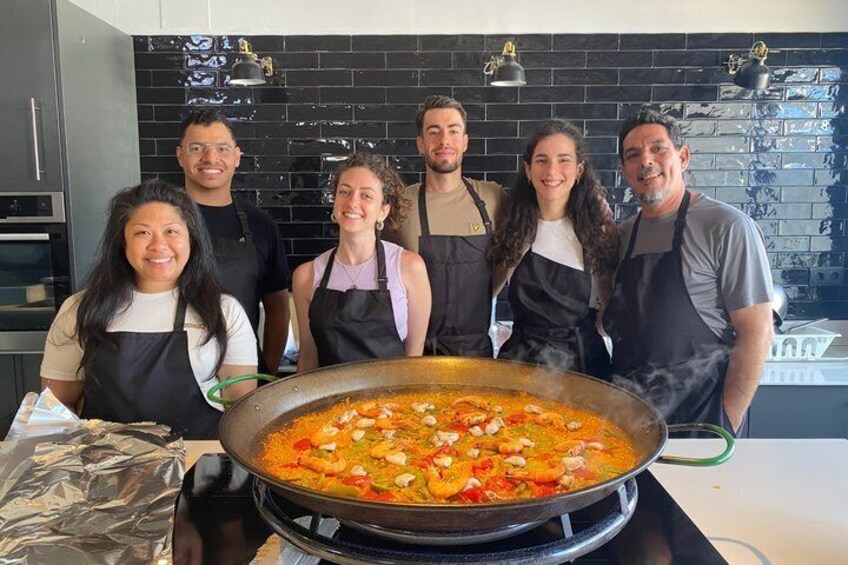 Madrid: Paella Sangria and Churro Making Class in the City Center 4
