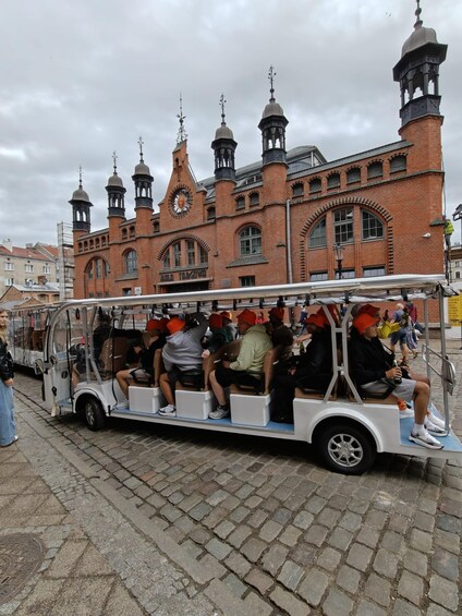 Picture 4 for Activity Gdansk: NO LIMIT BEER City Tour Golf Cart & Play Your Music 4