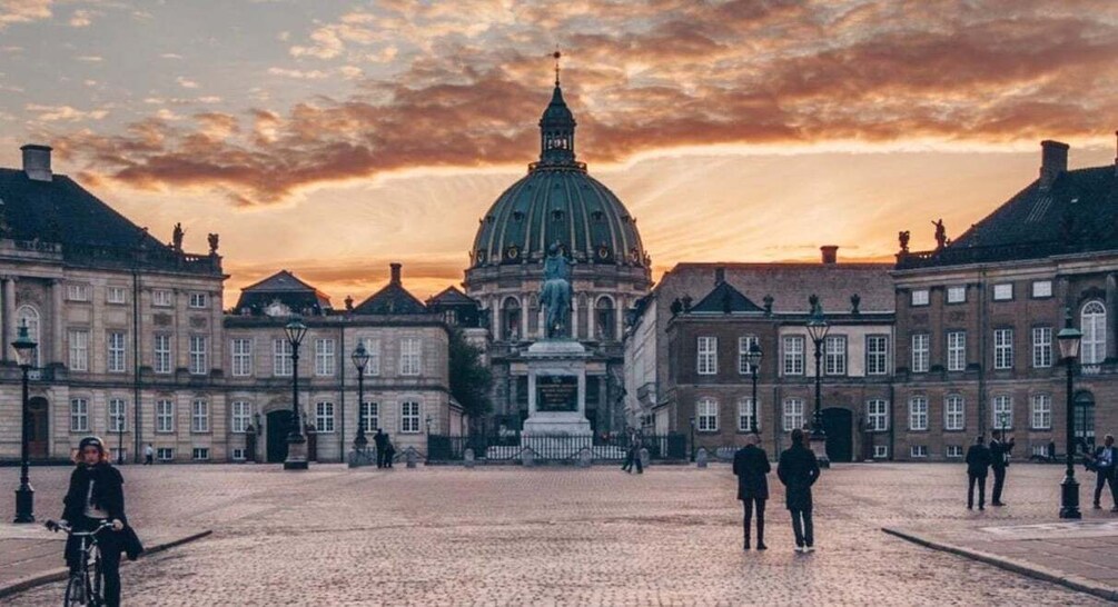 Gothenburg: Copenhagen Private Day Trip with Guide 1