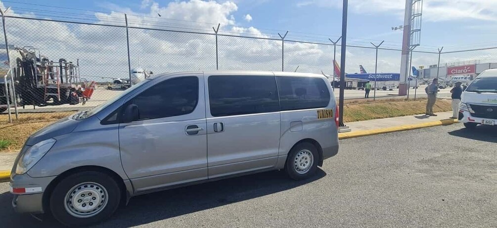 Picture 5 for Activity Liberia airport from/to Tamarindo Area 4