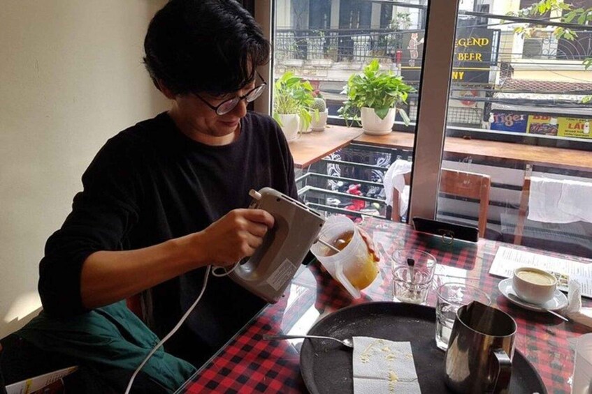 Picture 4 for Activity Da Nang: Home Funny making coffee workshop and cooking class 3