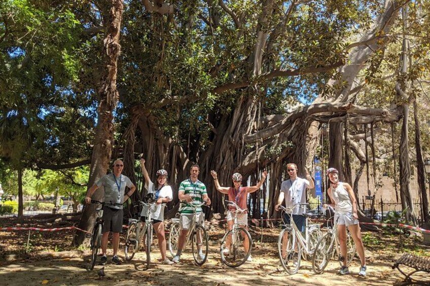 Bike tour Palermo, Villa Garibaldi 3
