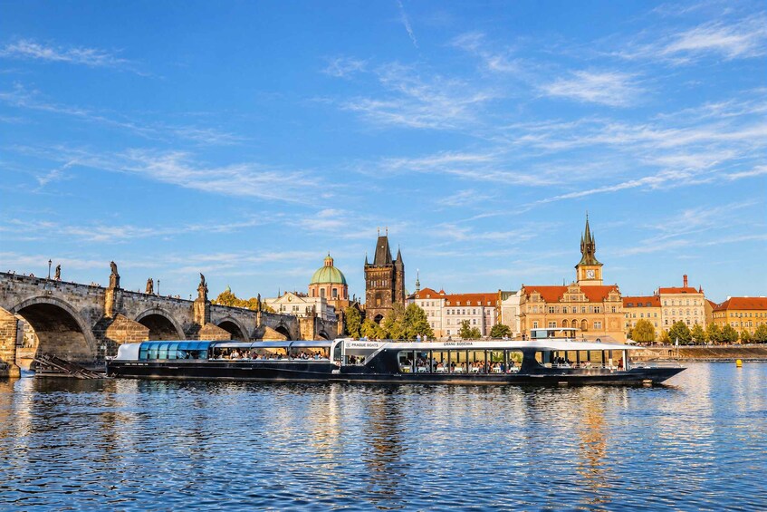 Prague: Vltava Lunch Cruise on a Glass Boat with Live Music 1