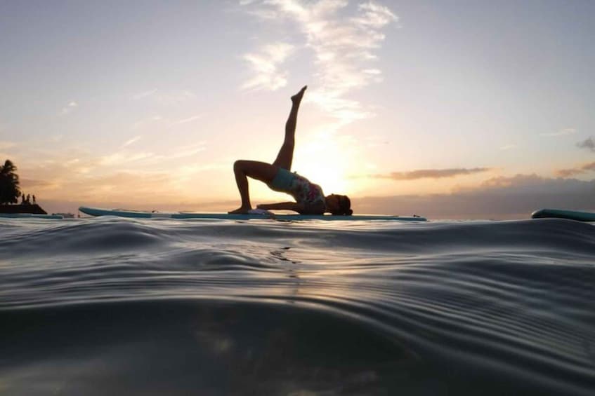 Picture 3 for Activity Honolulu: Sunset SUP Yoga Class 4