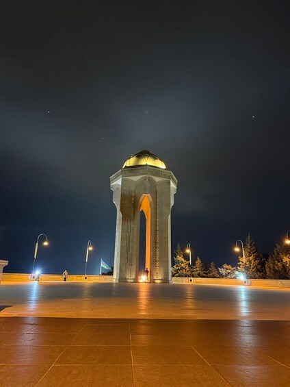 Picture 6 for Activity Panoramic Night Baku with Azerbaijan Tour 5
