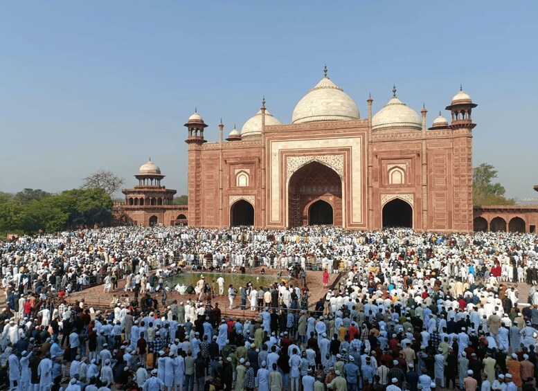Picture 16 for Activity Private 2 Days Taj Mahal Tour from Bangalore by Flight 4