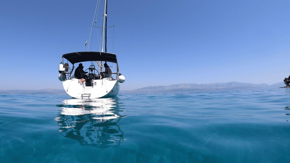Picture 10 for Activity Split: Half Day Sailing Tour with Swim Stop, Snacks and Wine 2