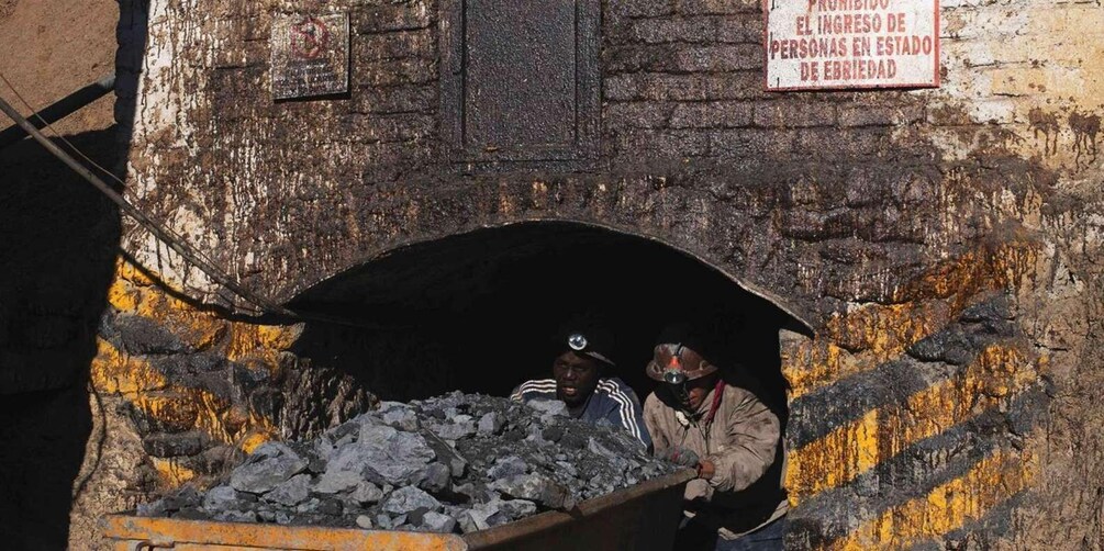 Potosi | Guided tour of the Cerro Rico Mine | Bolivia 1