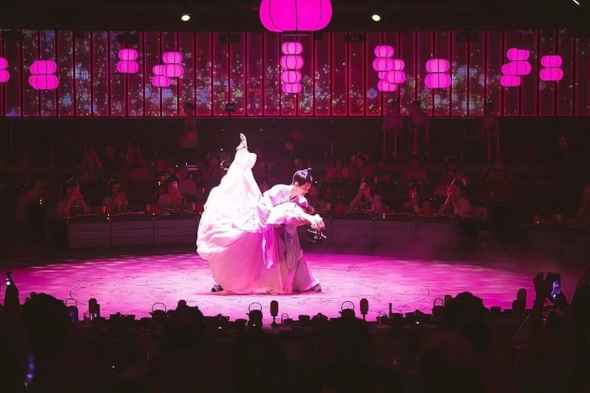 Imperial Palace Banquet with Hanfu Experience in Beijing 2