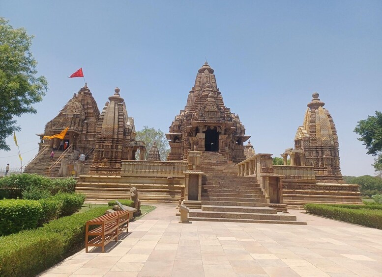 Picture 20 for Activity 5-Day Trip to Khajuraho, Orchha, Gwalior & Jhansi from Delhi 5