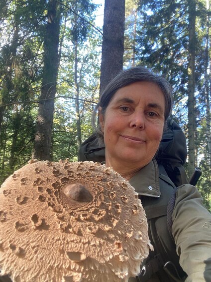 Picture 36 for Activity Mushroom, Plant & Berry Foraging with a biologist 2