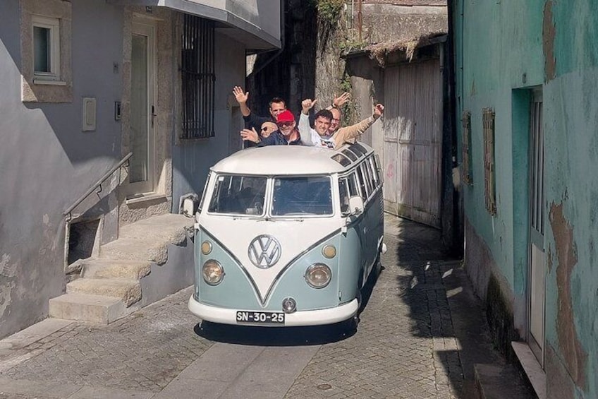 Porto: Exclusive Vintage VW Kombi Private Tour (2-8 People) 2