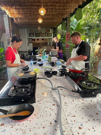 Picture 43 for Activity Lombok: Lombok Cooking Class by Mas Oppa 2