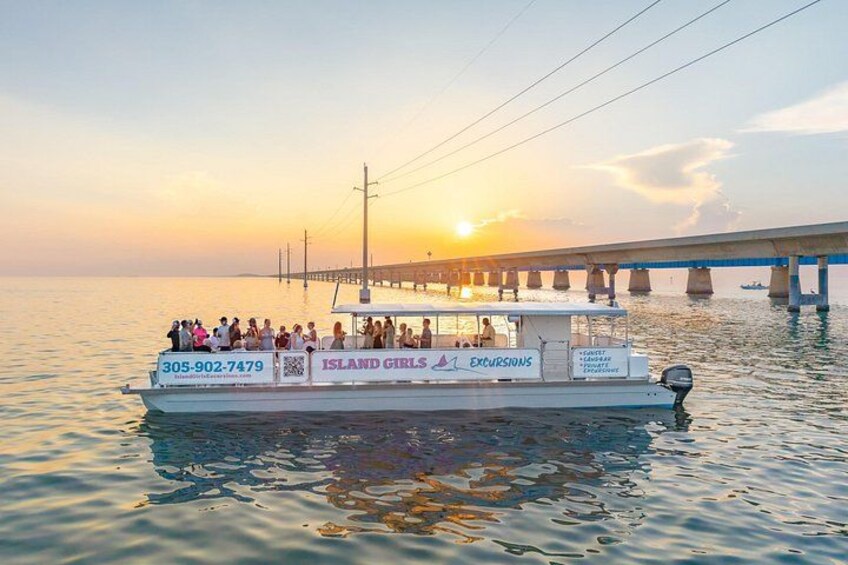 Florida Keys Sunset Cruise with Champagne Toast and Seafood 1