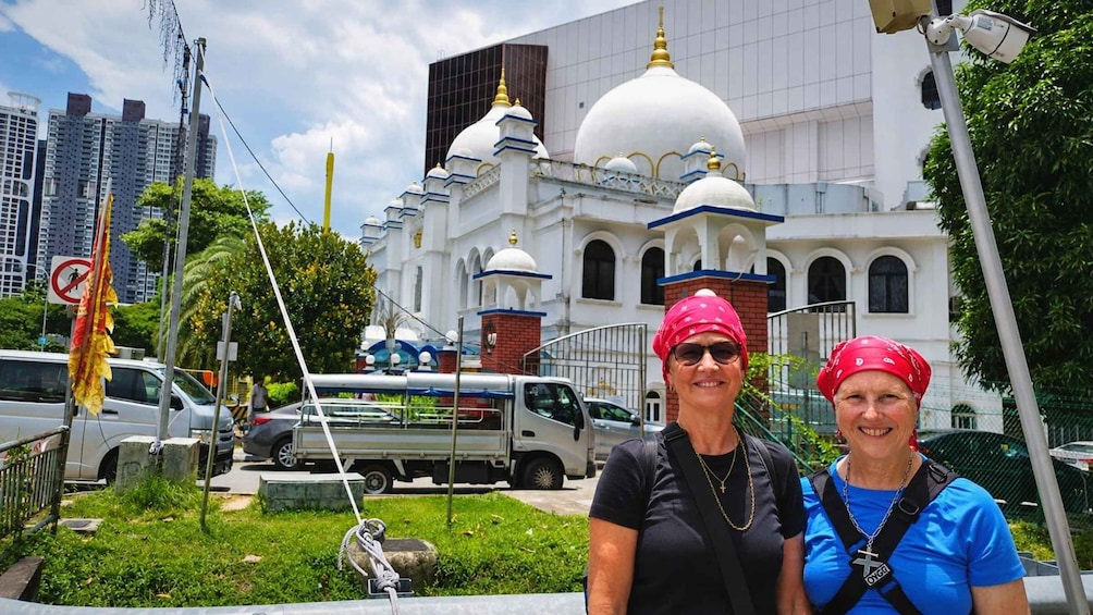 Picture 2 for Activity Singapore Spiritual Temples Walking Tour 4