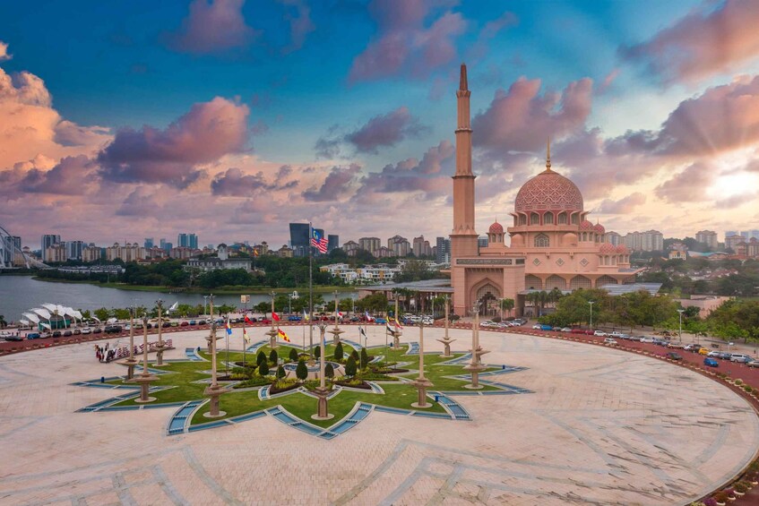 Picture 2 for Activity Private Tour of Putrajaya from Kuala Lumpur 2