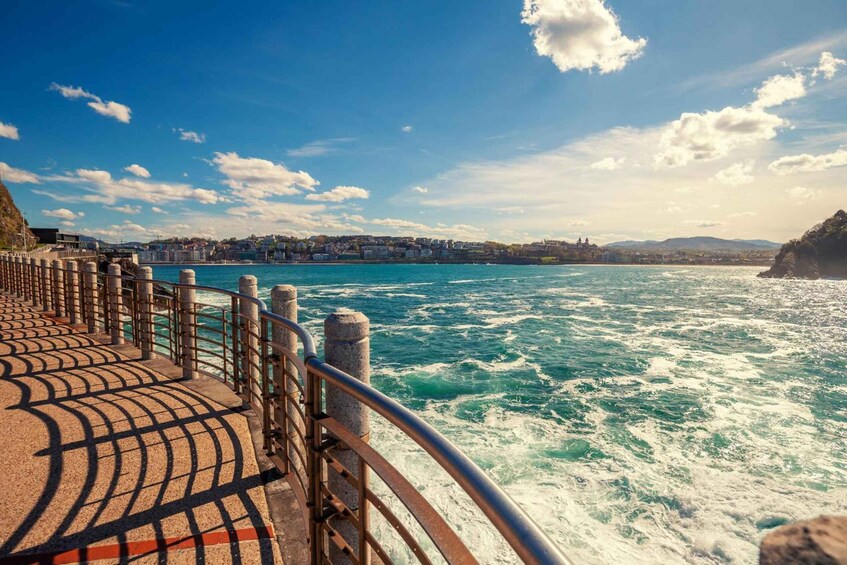 Picture 2 for Activity San Sebastian: Insta-Perfect Walk with a Local 3