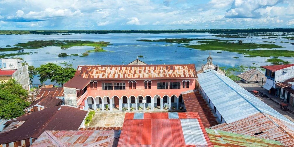 From iquitos: Beatiful Island city tour + Belen market 4