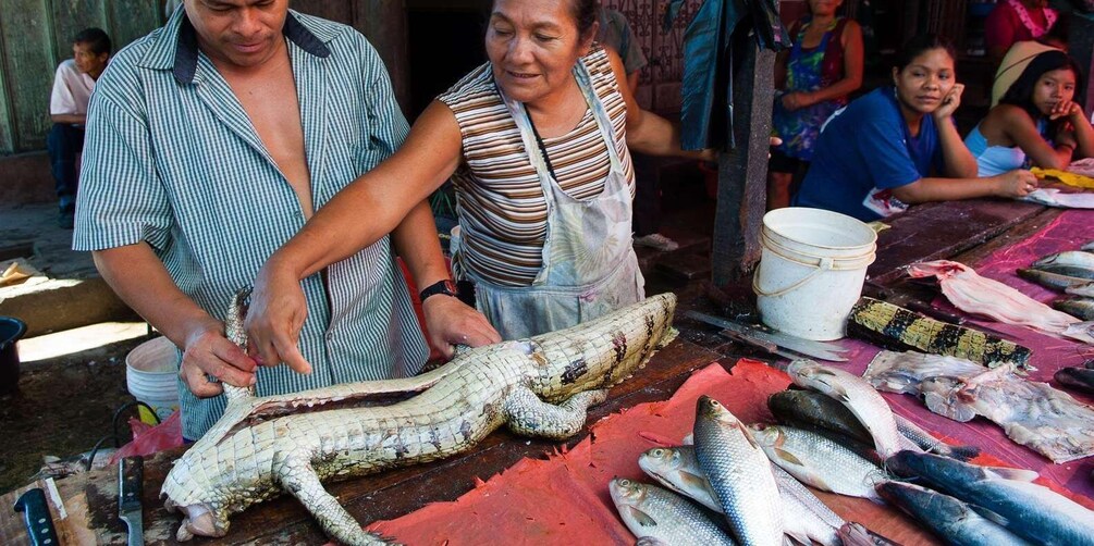 Picture 3 for Activity From iquitos: Beatiful Island city tour + Belen market 5