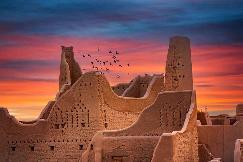 Picture 6 for Activity Riyadh: Guided Tour with Historical Landmarks and Coffee 5