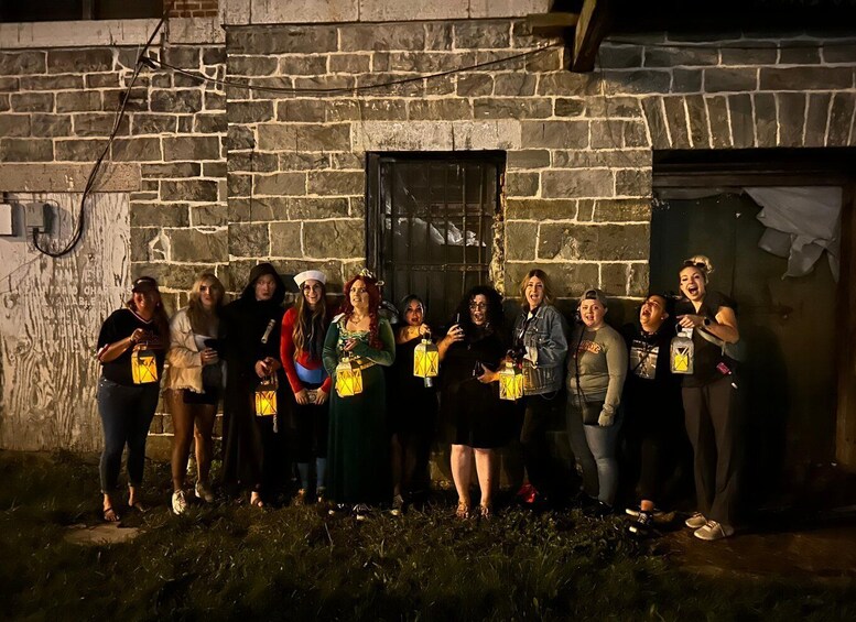 Picture 2 for Activity Haunted Oswego Tour 3