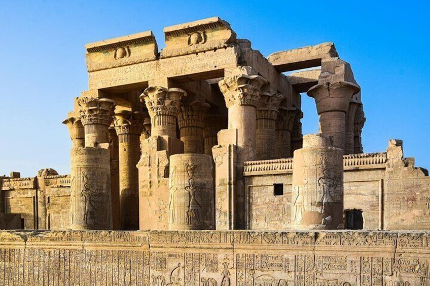 2 Night Nile Cruise from Luxor to Aswan with Guided Tours 2