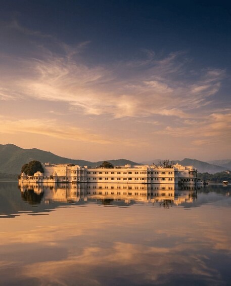 Jaipur: Forts & Folk Tales Evening with Rooftop Dinner 1