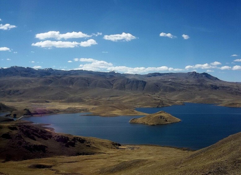 Picture 3 for Activity Transfer Chivay to Puno 3