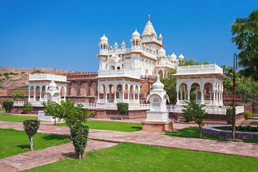 Picture 12 for Activity 8-Day Desert Adventure - Jodhpur, Jaisalmer & Bikaner 4