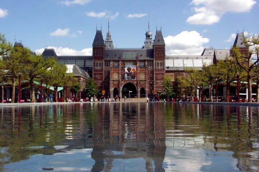 Private Tour Rijksmuseum with History and Hidden Stories 3