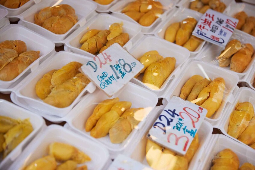 Picture 5 for Activity Singapore: Chinatown Food and Culture Tour with Guide 5