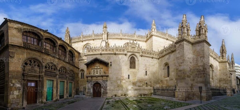 Picture 3 for Activity Granada: Walking Tour 2