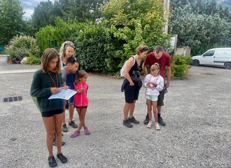 Picture 8 for Activity Detective Club: a nature investigation game for the whole family! 5