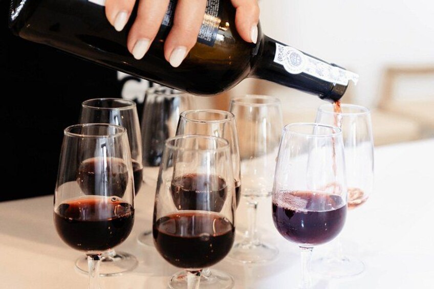 Pastel de Nata & Port Wine Experience: Two World-Famous Icons 2