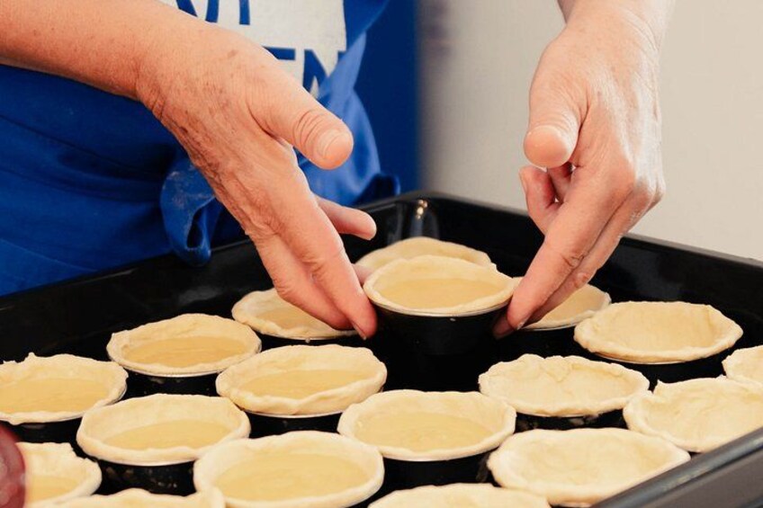 Pastel de Nata & Port Wine Experience: Two World-Famous Icons 4