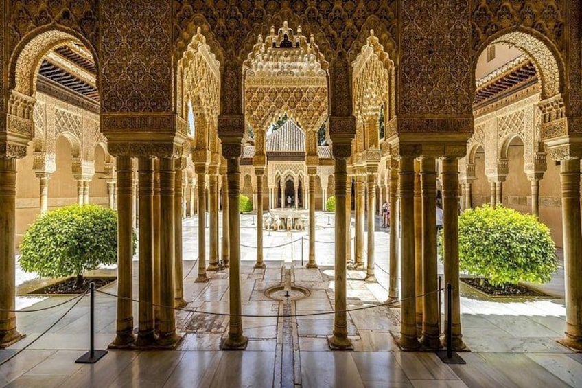 Private Guided Tour of La Alhambra without Lines 4