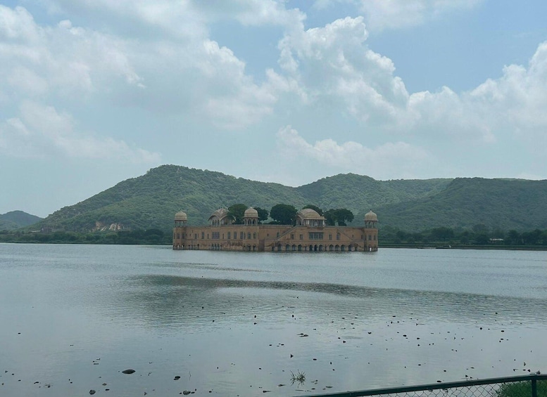 Picture 79 for Activity From Delhi 6-Days Golden Triangle Delhi, Agra, & Jaipur Tour 5