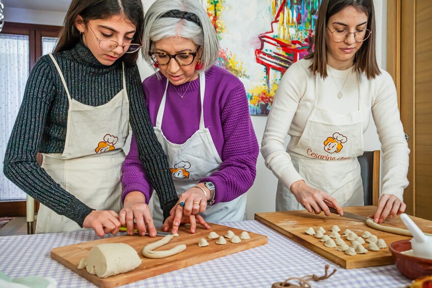 Pasta & Tiramisu Class at Local Home near Oltrepò Pavese 2