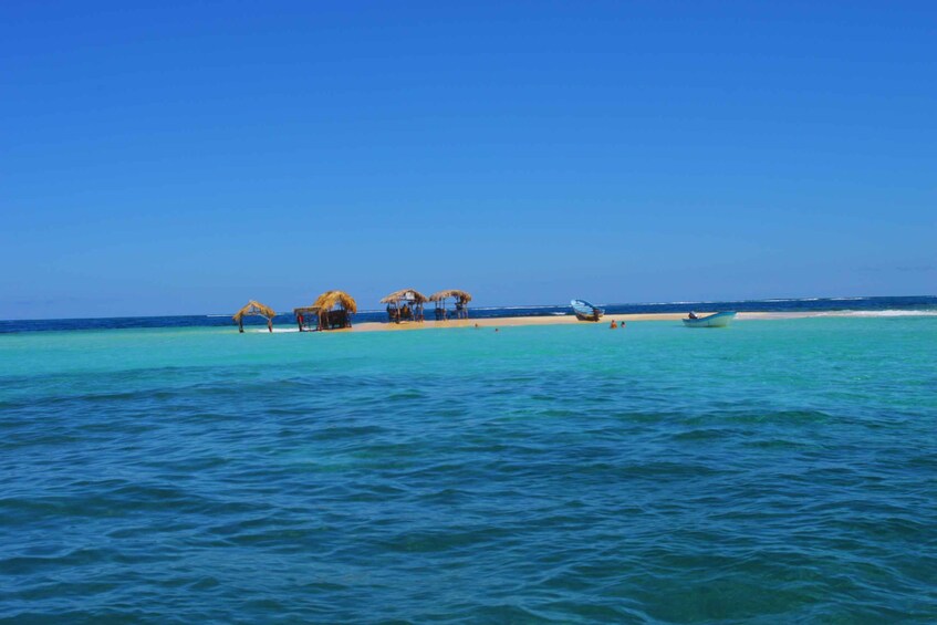 Picture 2 for Activity Puerto Plata: Amber cove and Taino Bay guided tour 4
