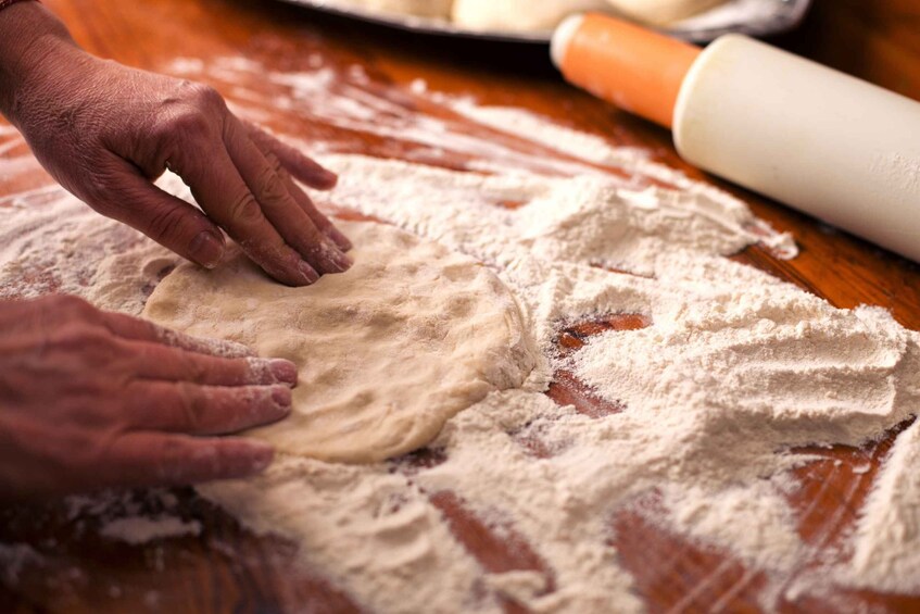Picture 1 for Activity Pizza and Tiramisu class in Milan 2