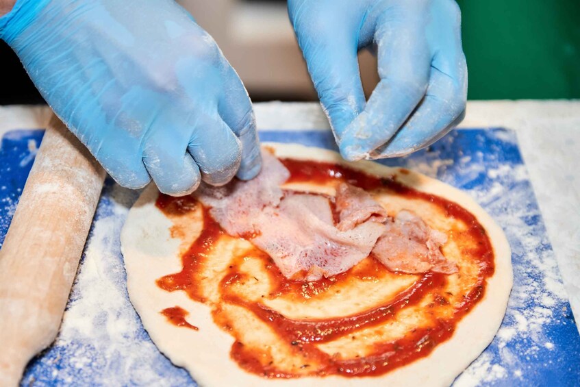 Picture 6 for Activity Pizza and Tiramisu class in Milan 4