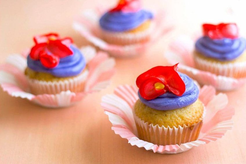 Fun Cupcake Decorating Class With a Local Chef in Sacramento 4