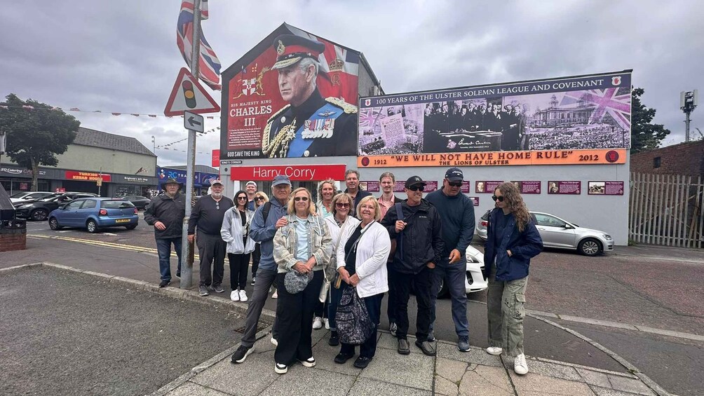 World Famous Private Belfast Political Taxi Tour 2 Hours 5