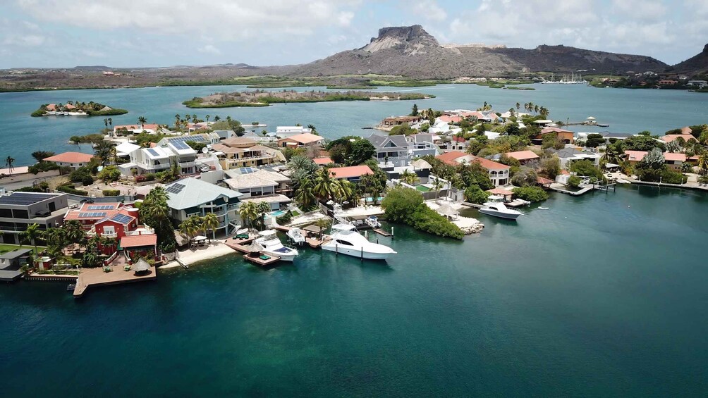 Picture 14 for Activity Willemstad: Private Boat Tour with Snorkeling and Swimming 3