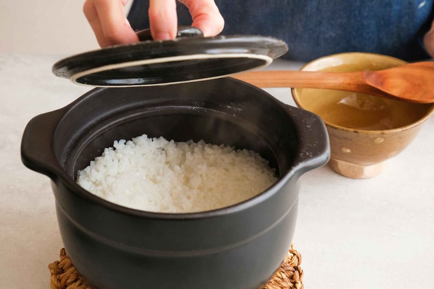 Picture 9 for Activity Tokyo: Japanese Home Cooking Class with Market Tour 3