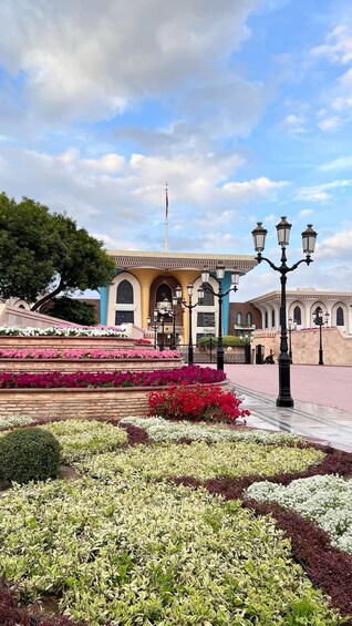Picture 5 for Activity Muscat: Cultural Experience Tour with Local Guide 2